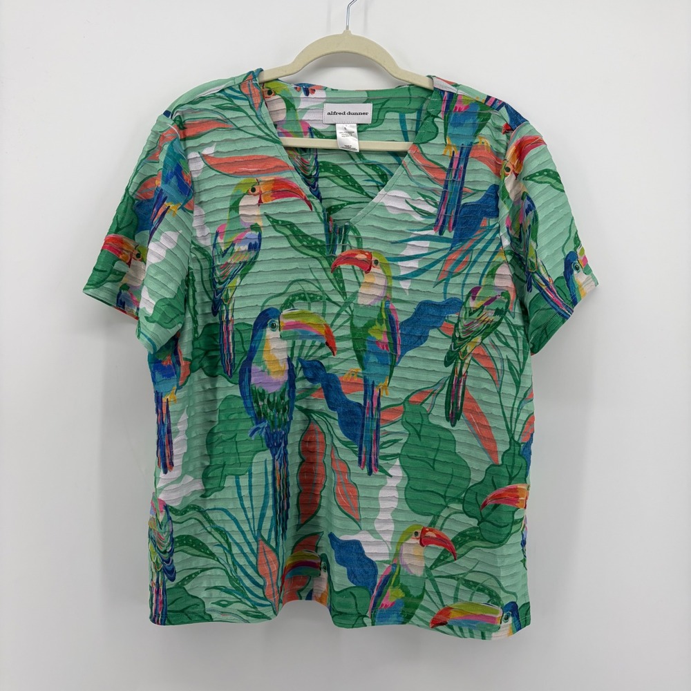 Alfred Dunner Womens Large Green Toucan Tropical Print Textured V-Neck Top